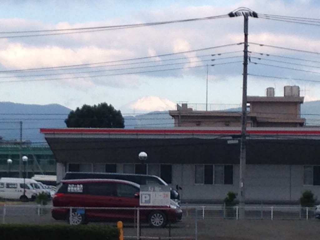 IMG_3642　雪化粧の富士山